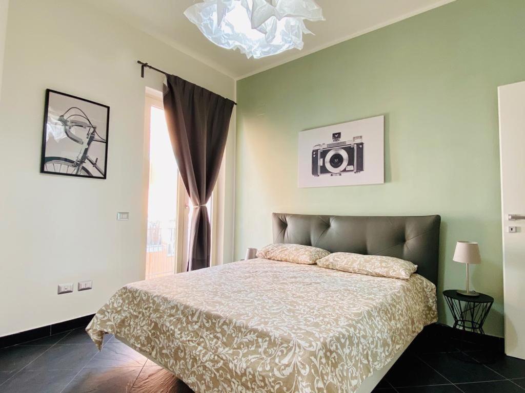 Sea View Apartment 5 Mt From The Beach Salerno Exterior foto